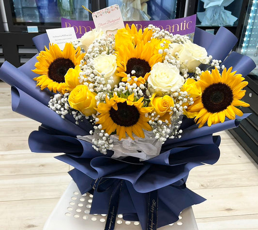 5-Stem Sunflower With White Rose And Yellow Rose