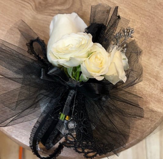 Corsage and Boutonniere set